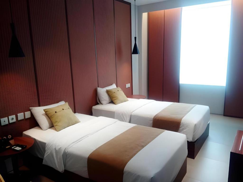 Hotel Cemerlang Bandung Kültér fotó