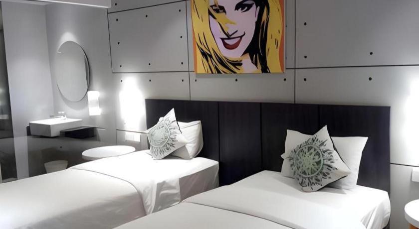 Hotel Cemerlang Bandung Kültér fotó