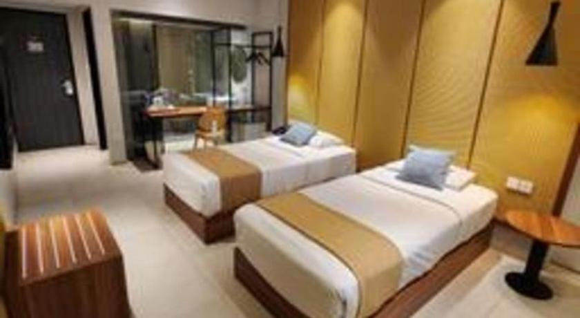Hotel Cemerlang Bandung Kültér fotó